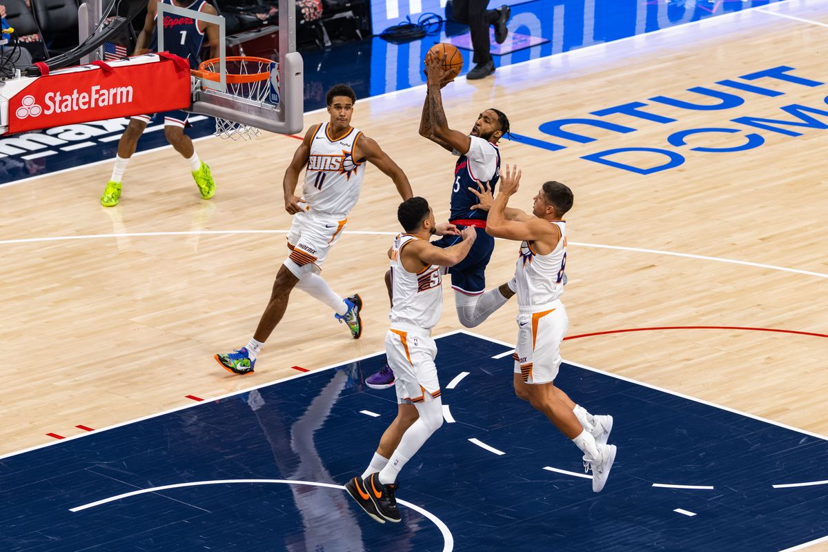 Forward Derrick Jones Jr. #5 of the LA Clippers drives to the basket during an NBA game against the Phoenix Suns at the Intuit Dome on October 24, 2025 in Inglewood California.