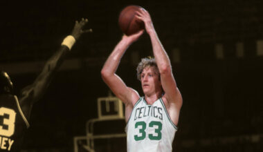 "I wish I could go back in time and change the moment, but I can't" - Larry Bird's cold rejection left Dan Shaughnessy humiliated for decades