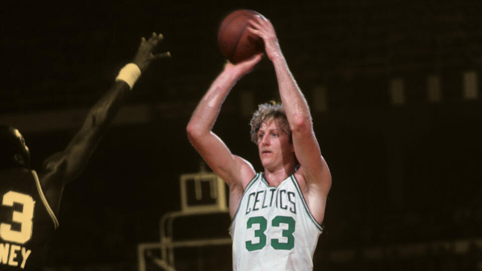 "I wish I could go back in time and change the moment, but I can't" - Larry Bird's cold rejection left Dan Shaughnessy humiliated for decades