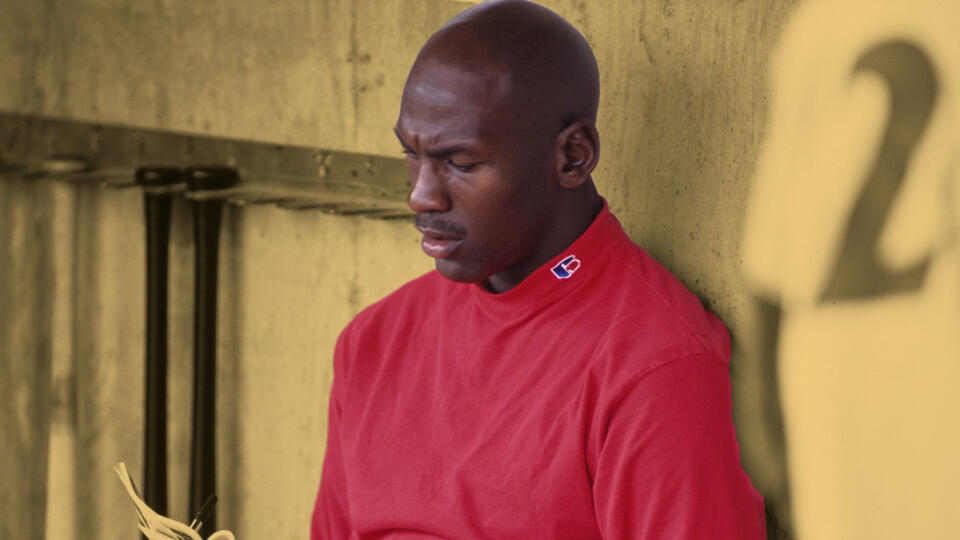 "I've been set up to this image that I feel I have to live up to" - Michael Jordan confided to Bulls reporter about pressures of being face on NBA