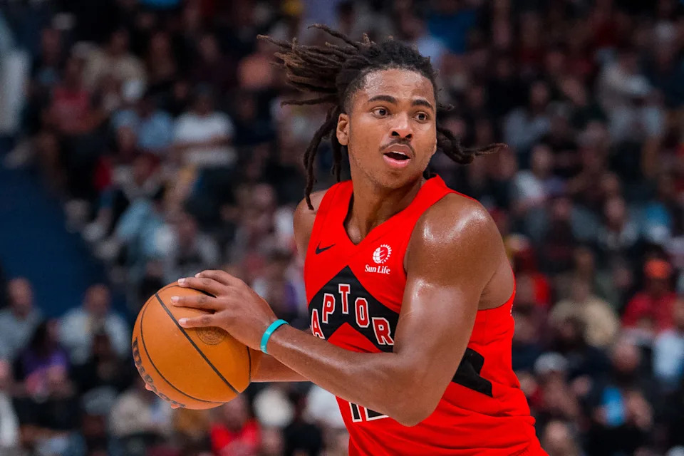 Toronto Raptors forward Collin Murray-Boyles (12)Bob Frid-Imagn Images