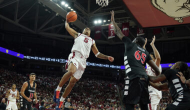 Arkansas Downs Cincinnati in CareSource Invitational Exhibition Game
