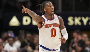 “Fake, Bro Was Smiling at the End, Blatant Flop”: Fans React As Delon Wright Bleeds from Head on His Pacers Debut