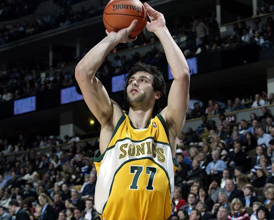 DENVER - FEBRUARY 19: Vladimir Radmanovic #77 of the Seattle SuperSonics shoots in the Foot Locker Three-Point Shootout during 2005 NBA All-Star Weekend at Pepsi Center on February 19, 2005 in Denver, Colorado. NOTE TO USER: User expressly acknowledges and agrees that, by downloading and/or using this Photograph, user is consenting to the terms and conditions of the Getty Images License Agreement. Mandatory Copyright Notice: Copyright 2005 NBAE (Photo by Noah Graham/NBAE via Getty Images)