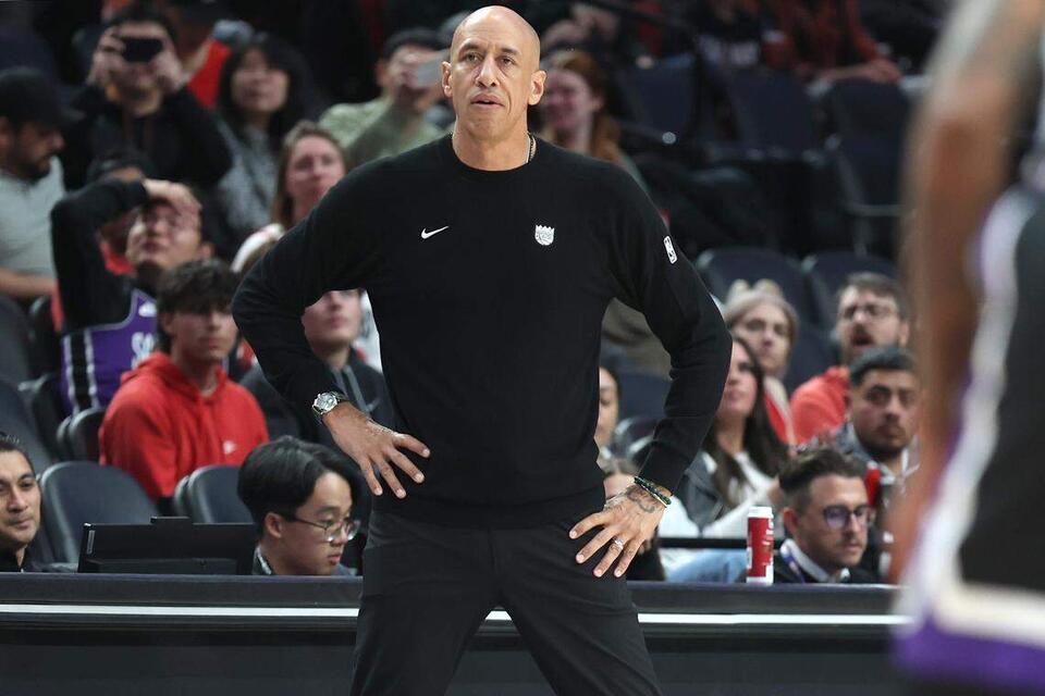 Sacramento Kings starter injured in preseason loss to Trail Blazers