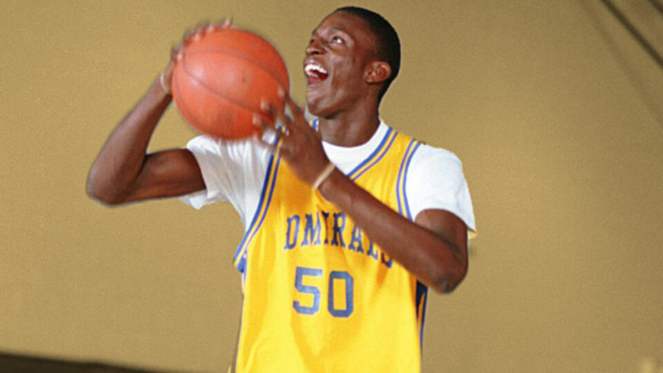 "We're going to praise the hell out of Garnett" - Kevin McHale and Flip Saunders initially didn't want to draft Kevin Garnett