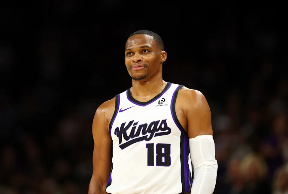 Sacramento Kings guard Russell Westbrook (18) against the Phoenix Suns at the Mortgage Matchup Center.Mark J&period; Rebilas-Imagn Images