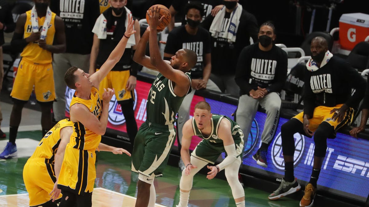 Khris Middleton's Bucks career had some great moments. Remember these?