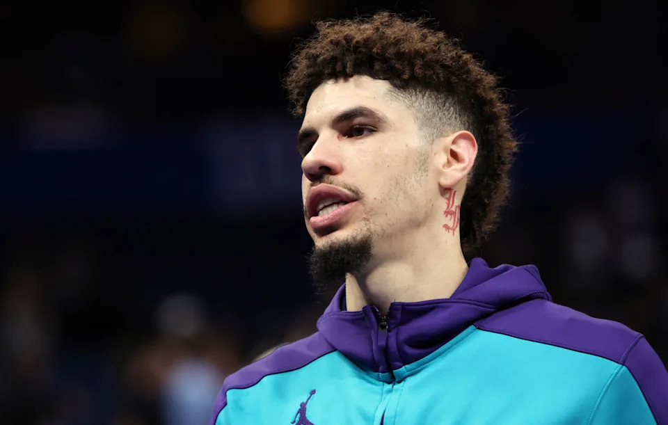 Charlotte Hornets guard LaMelo Ball (1) © Kim Klement Neitzel-Imagn Images