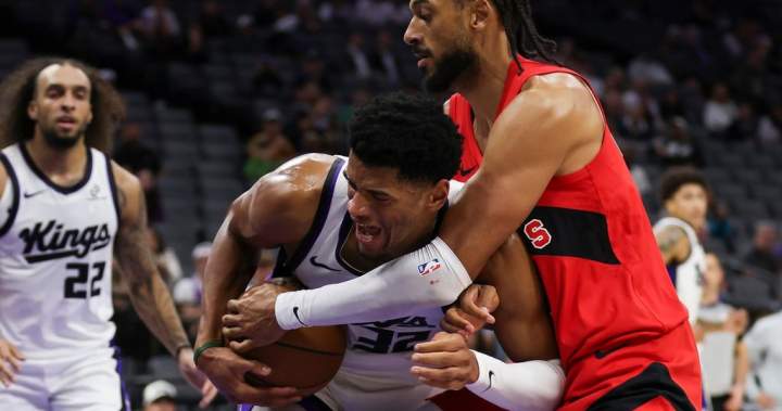Raptors hold off Wizards for pre-season win