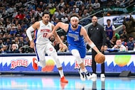 Dallas Mavericks guard Klay Thompson drives during the second half of an NBA basketball...