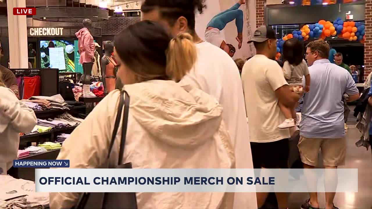 OKC metro stores sell late-night Thunder Merch as Thunder advance to NBA Finals