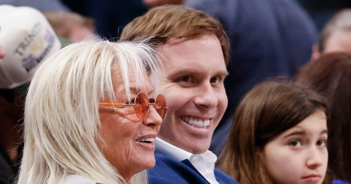 Like Mark Cuban, the Stars are learning the Mavs’ new owners are the real sharks in town