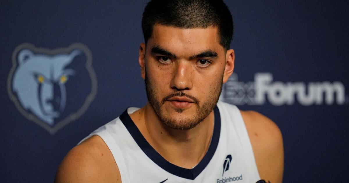 Grizzlies pick up 2026-27 rookie scale option on center Zach Edey | Sports