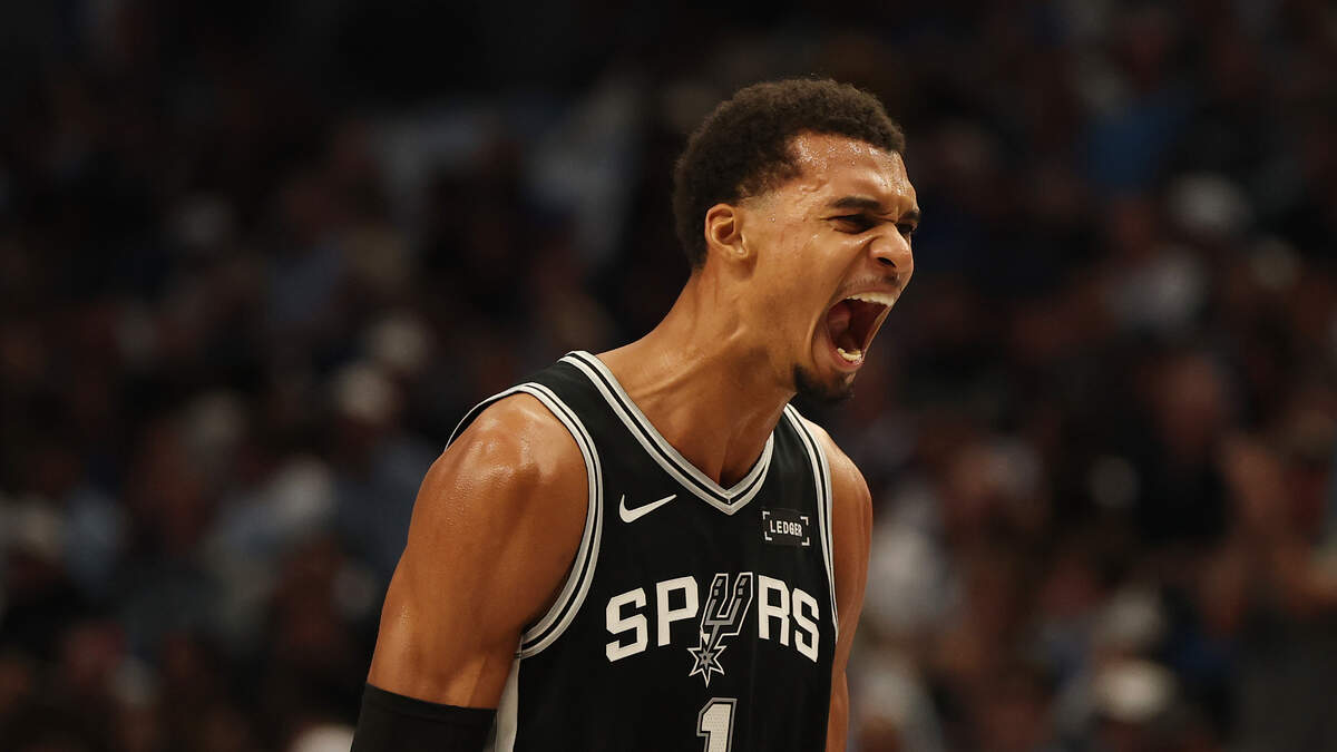 Spurs Crush Mavs 125–92 in Home Opener | NewsRadio 740 KTRH