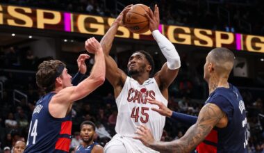 7 Cavaliers score in double figures in rout of Wizards