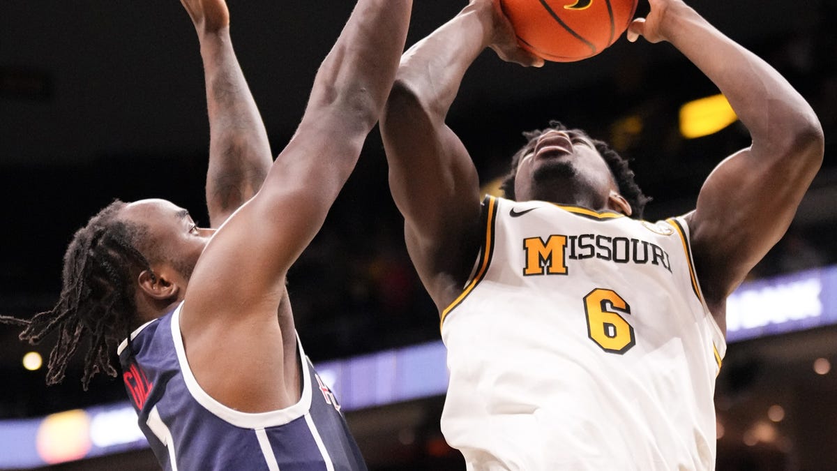 Why Missouri basketball, Dennis Gates need returners to develop to win