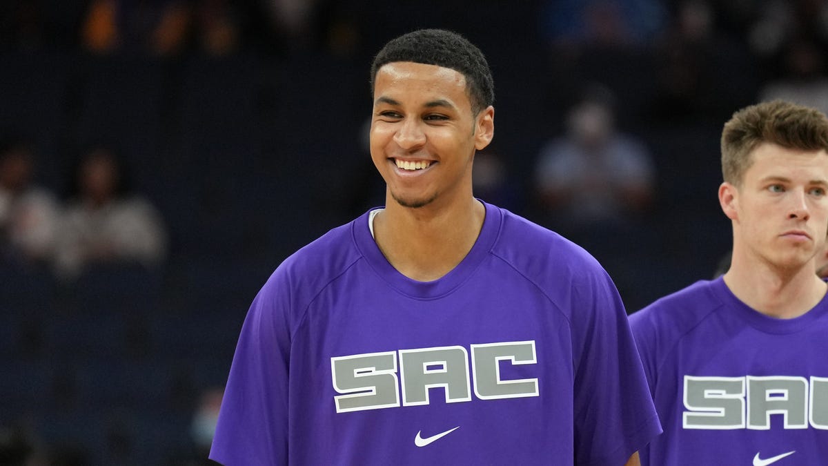 Ex-Iowa Hawkeye Keegan Murray signs $140 million contract with Kings