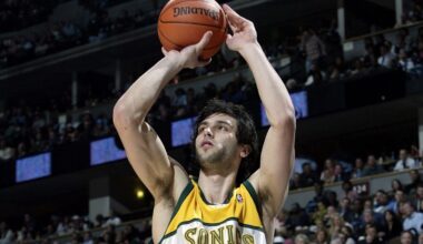 Thunder jersey history No. 77