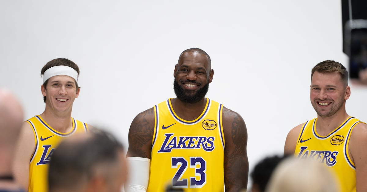 Lakers seek to return to the top as a crowded western conference awaits – Annenberg Media