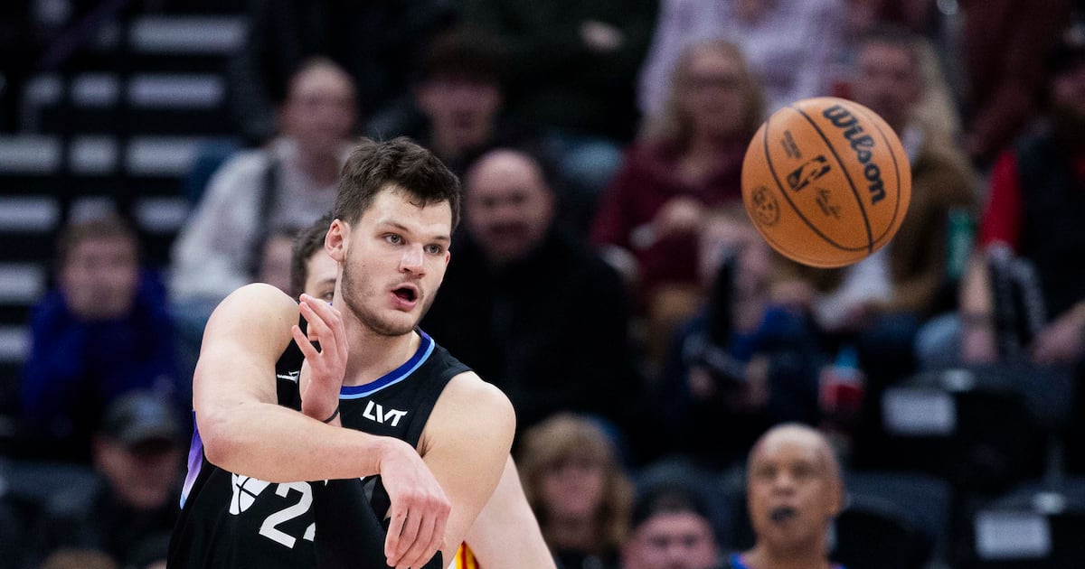 Jazz enjoying luxury of a facilitating front court – Deseret News