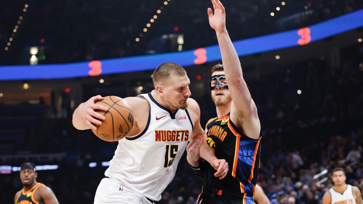 Is Isaiah Hartenstein top 10 for 2025-26 season?