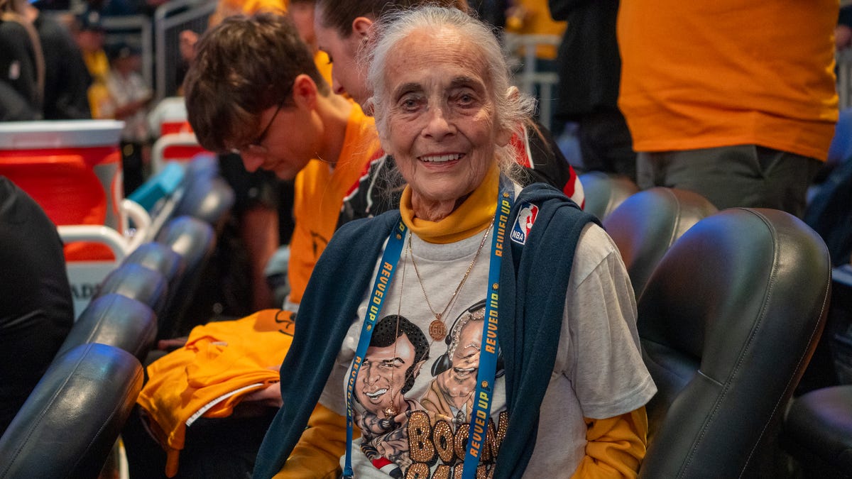 Pacers alter camp schedule to attend Nancy Leonard's funeral