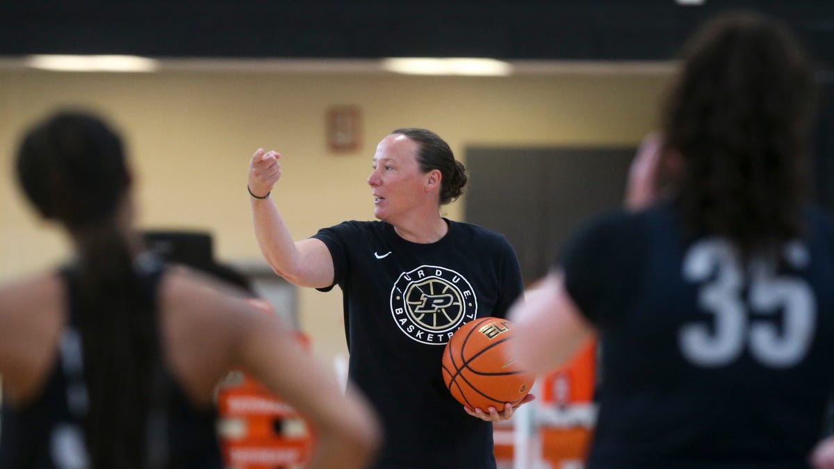 Purdue women's basketball has new faces, sees fresh start