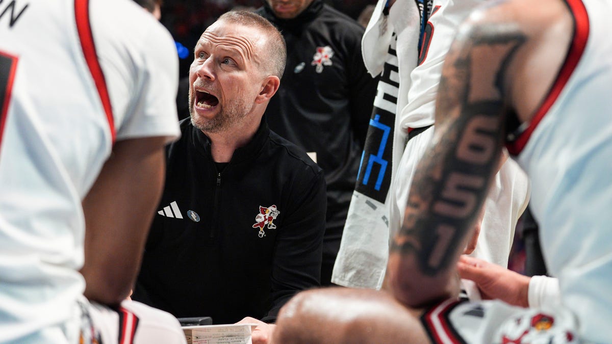 Louisville basketball, Pat Kelsey must answer 3 questions in 2025-26