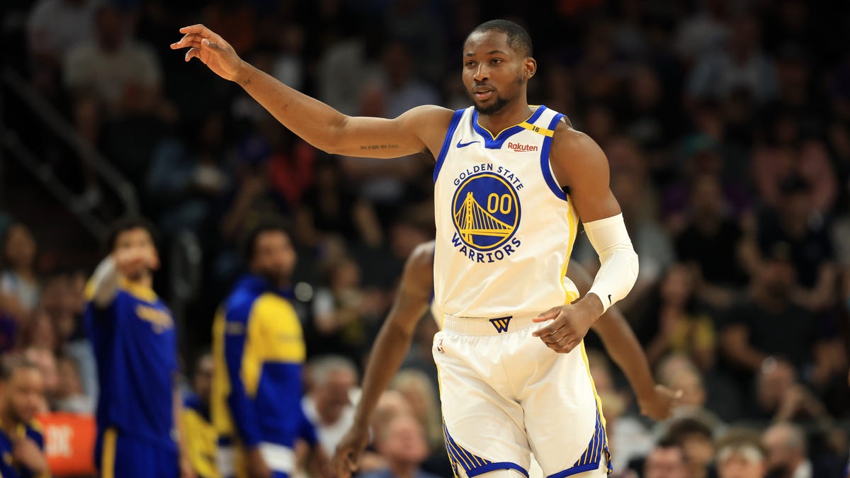 Suns trade target Jonathan Kuminga staying with Warriors