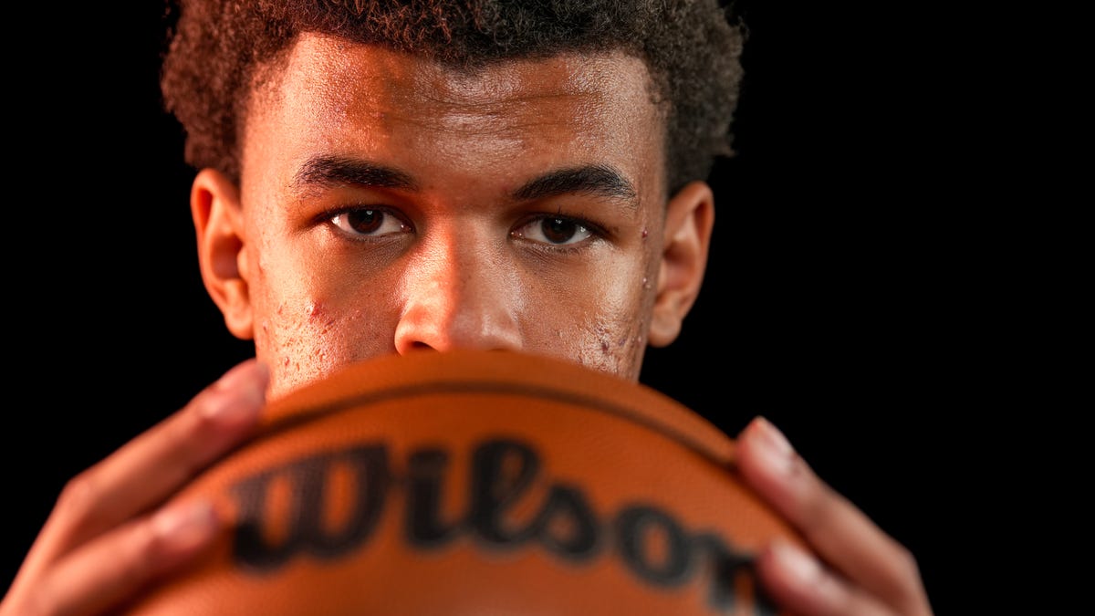 Ousmane Dieng rallies OKC Thunder past Nuggets in NBA preseason finale