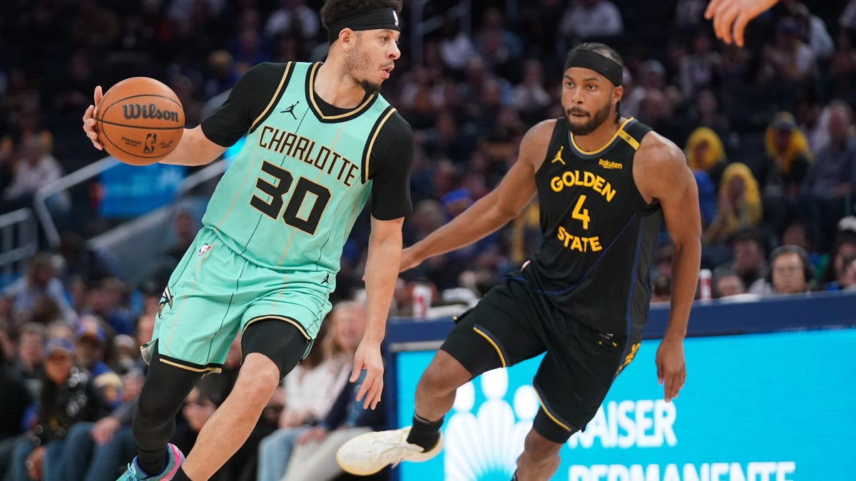 Seth Curry signs one-year deal with Warriors