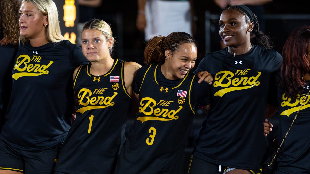 Jacy Abii commits to Notre Dame women's basketball class of 2026