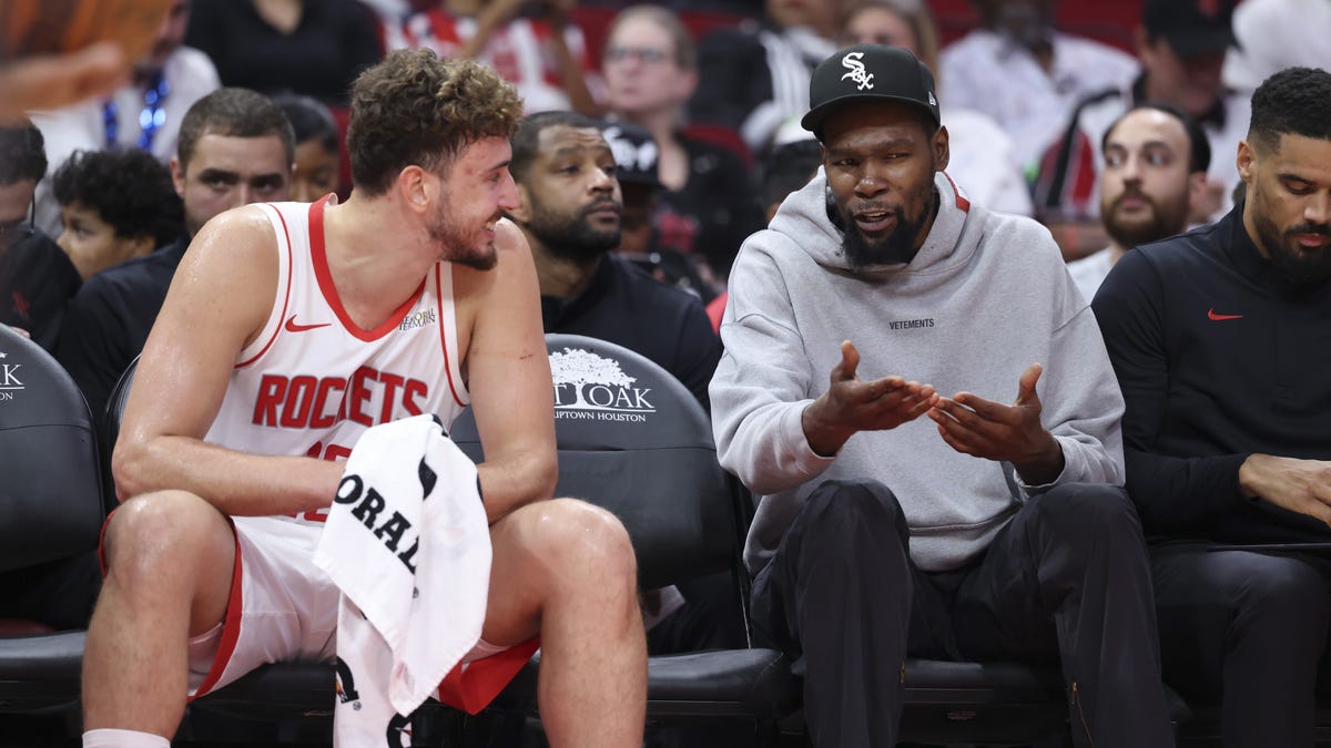 ‘Stronger’ Alperen Sengun dominates, Rockets win exhibition over Hawks