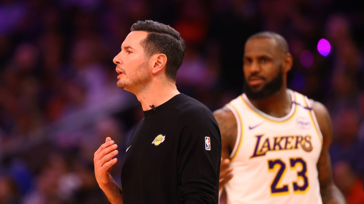 JJ Redick had 1 brutal word for fans who fell for LeBron's retirement troll