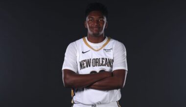 Rookie Derik Queen gives injury update on left wrist