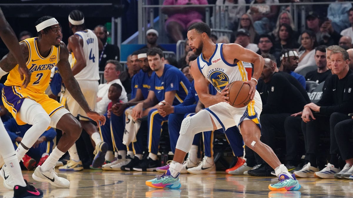 Multiple Warriors ruled out for Sunday's preseason contest vs. Lakers