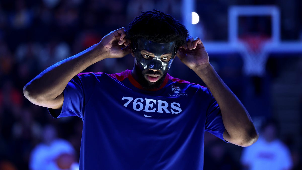 How many games are Sixers projected to win in 2025-26 season?