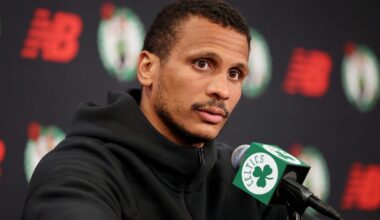 Celtics coaches beat reporters in pickup game, 57-4