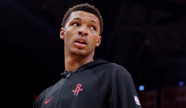 Jabari Smith Jr. flourishes as Rockets stay perfect in preseason