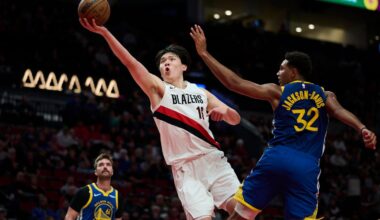 9-year veteran shows love to rookie Yang Hansen