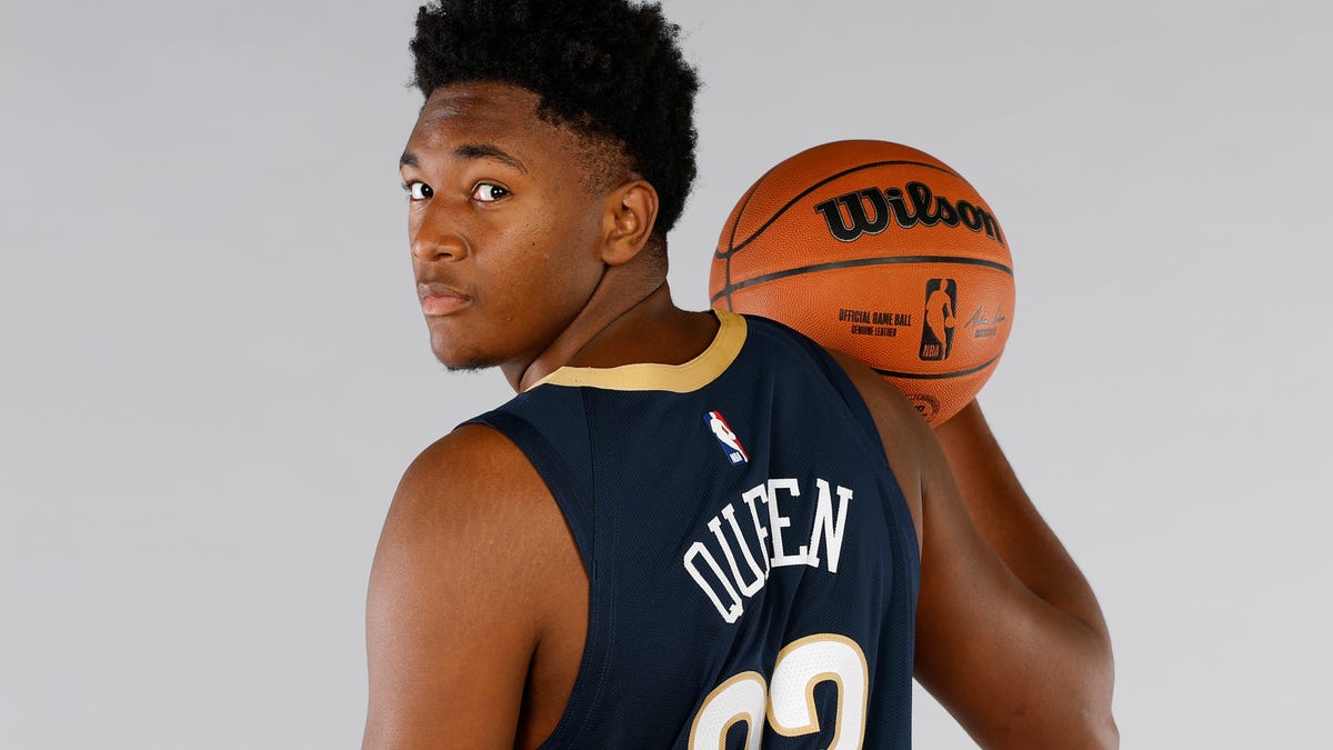 Willie Green applauds Derik Queen for injury recovery