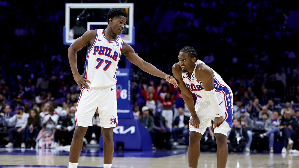 Tyrese Maxey gives thoughts on Sixers' VJ Edgecombe after preseason