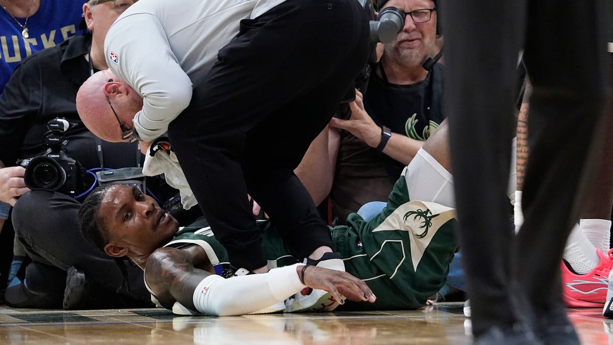 Miwlaukee Bucks update injury status of guard Kevin Porter Jr.