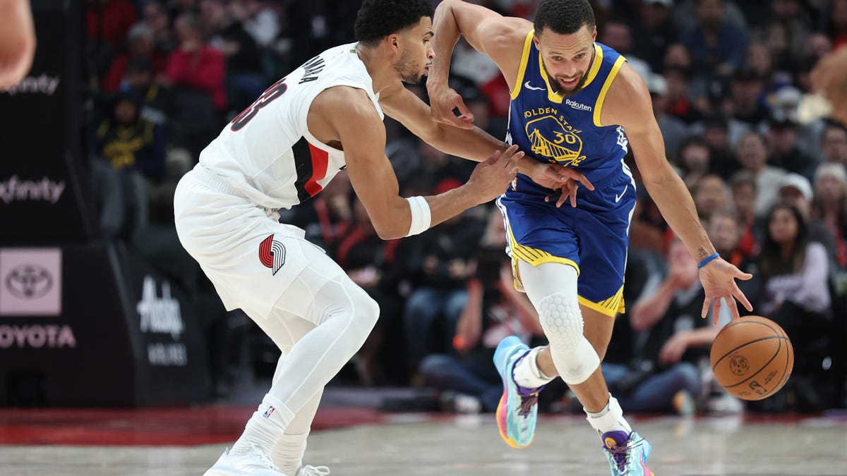Warriors suffer first lost in blowout fashion vs. Blazers, 138-119