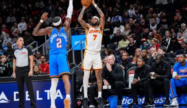 Best images from Thunder's 117-100 win over Hawks