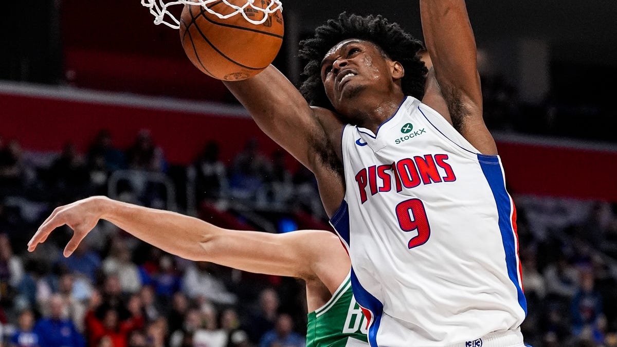 Detroit Pistons score in home-opening win vs Boston Celtics