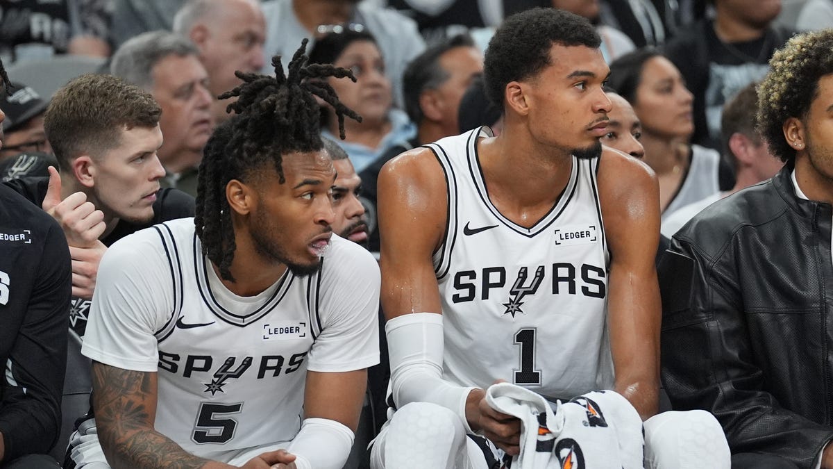 Raptors at Spurs odds, picks and predictions
