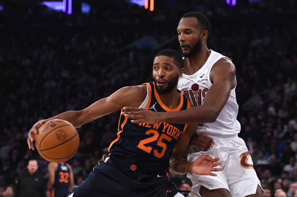 New-look Knicks embrace early test against East-favorite Cavaliers