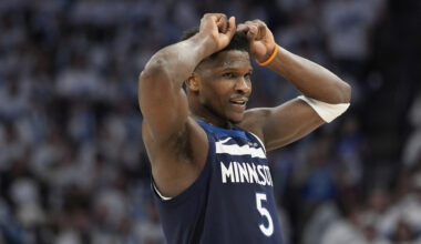 Anthony Edwards dealing with back spasms